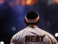 开云官方app入口-魔术绝杀国王，詹姆斯带队取胜，诠释领袖的终极定义