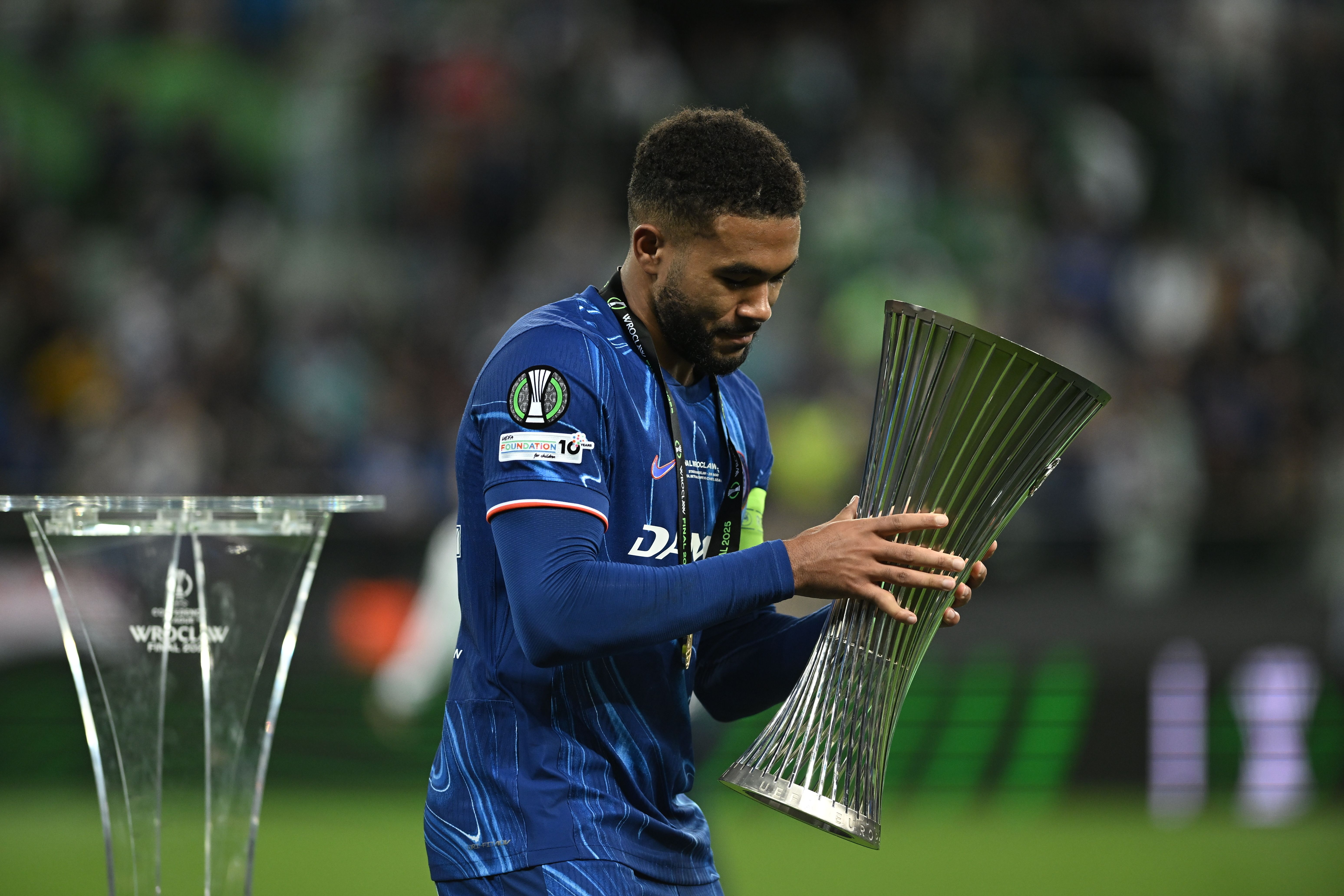 切尔西球员士气高涨，志在夺冠的简单介绍