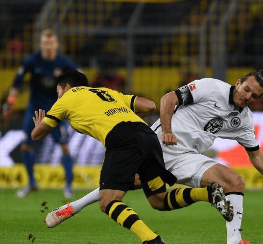 多特蒙德球员突破记录,助球队取得关键胜利的简单介绍 多特蒙德球员突破记录,助球队取得关键胜利的简单介绍