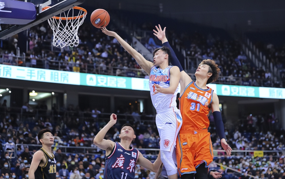 关于吉林男篮主场失利，寻求反弹之路的信息