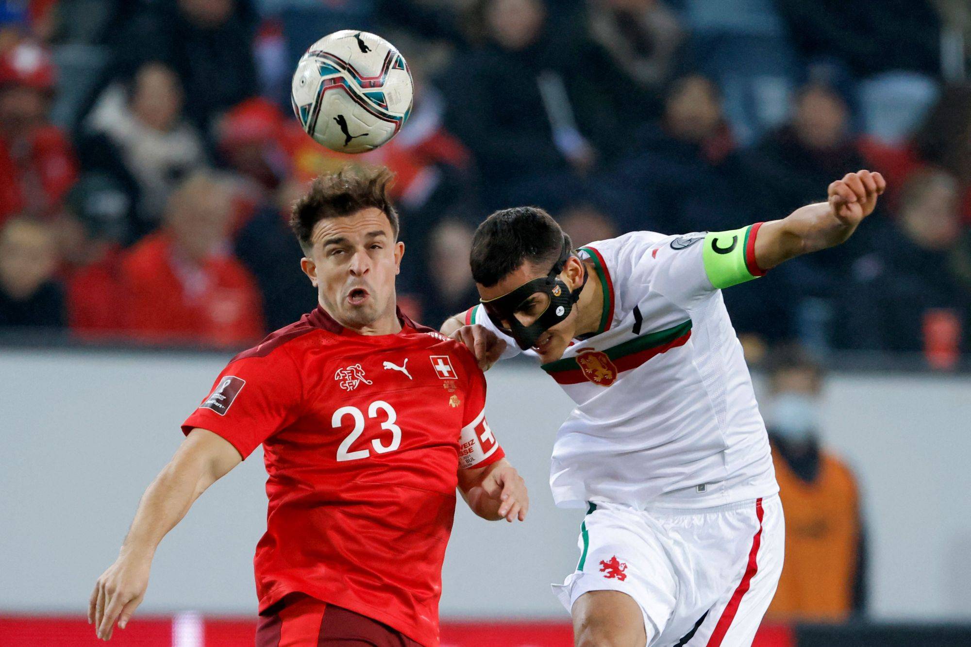 关于欧洲杯资格赛精彩展开，实力悬殊较劲的信息