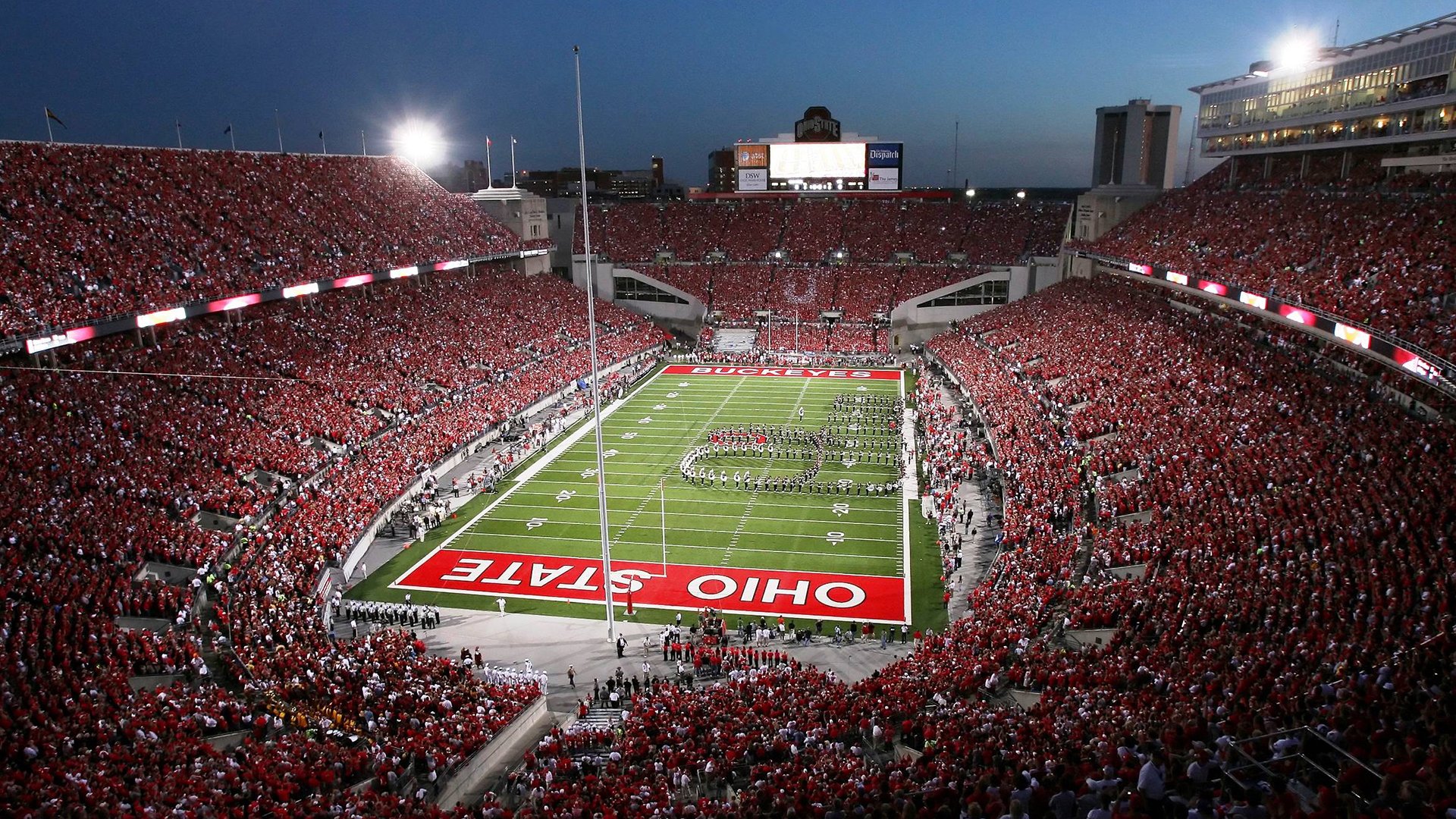 年度焦点之战之夜，约基奇关键时刻站出来，书写传奇篇章