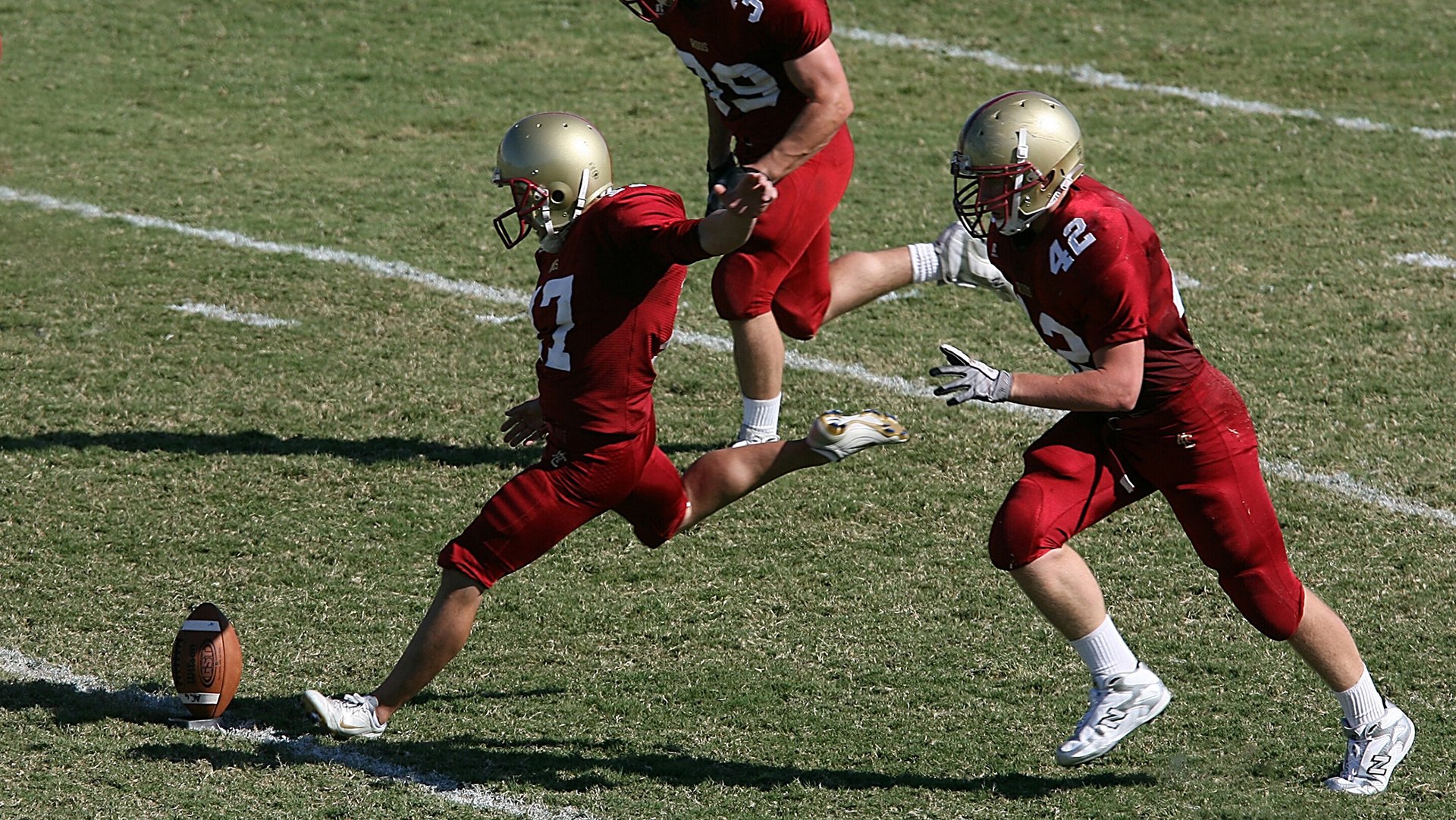 绿茵场上的完美与重压,拉什福德闪耀背后,新西兰强压中国队的启示