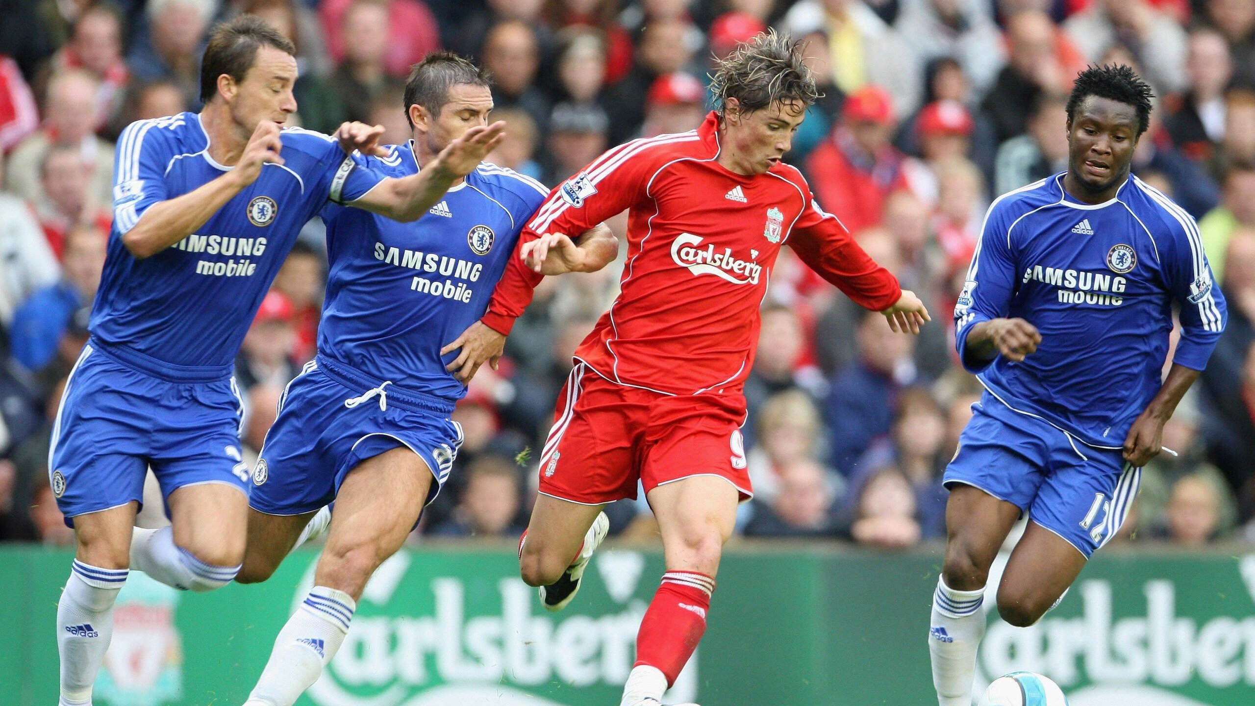 诺里斯领军破局，威廉姆斯绝杀哈斯，一场策略与勇气的双重胜利