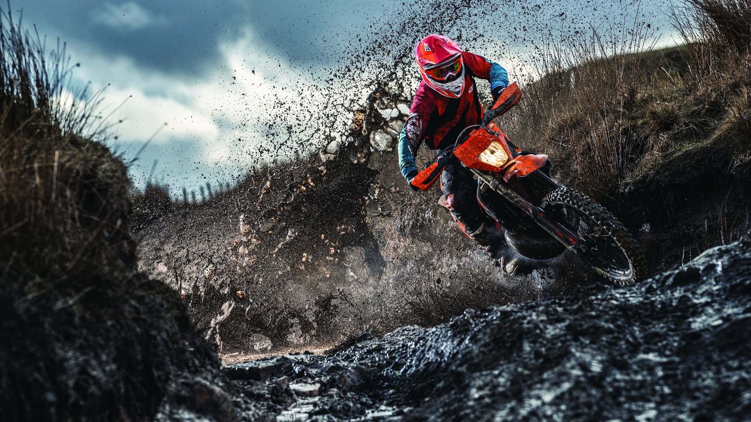 绝境中的王者，梅德韦杰夫ATP总决赛惊天逆转，刷新年终总决赛历史纪录