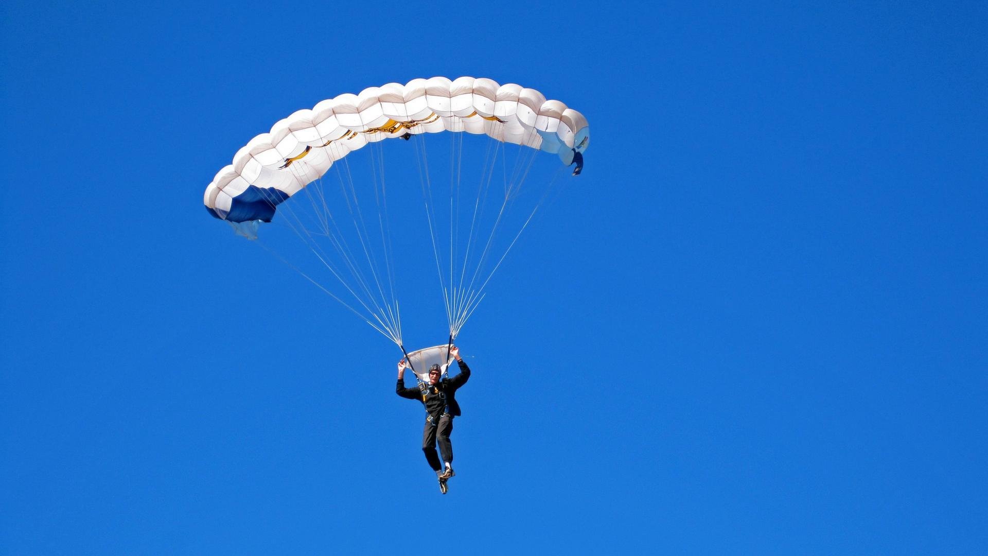 绝境中的王者，梅德韦杰夫ATP总决赛惊天逆转，刷新年终总决赛历史纪录